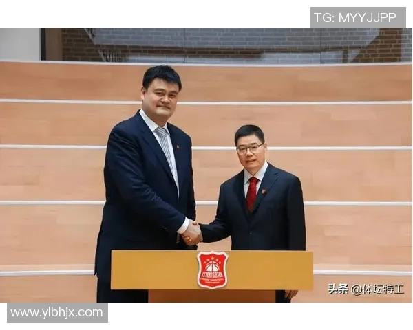 姚明在篮球事业中的不懈努力与拼搏精神展现了什么样的奋斗故事 姚明在篮球事业中的不懈努力与拼搏精神展现了什么样的奋斗故事