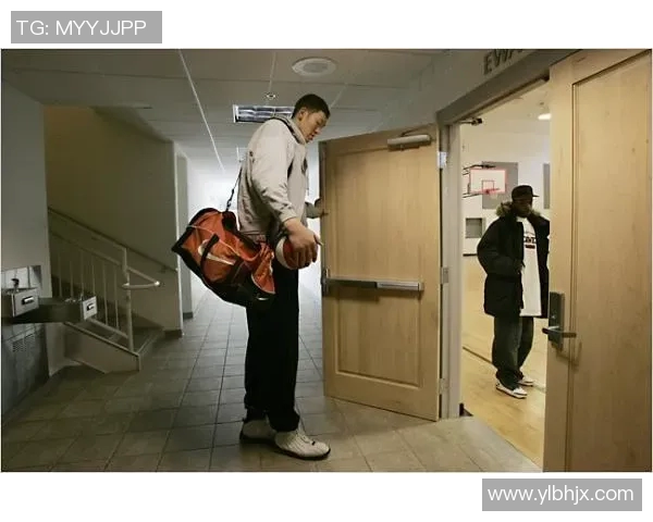 姚明谈英语学习心得与体会分享对年轻人的启示与鼓励