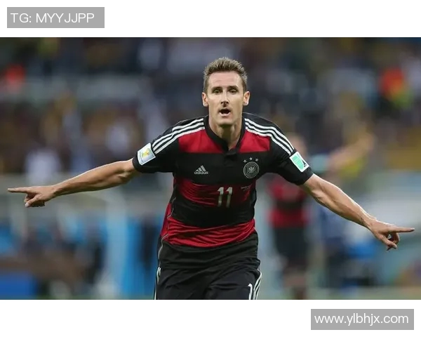 德国队足球明星的辉煌历程与他们在国际赛场上的传奇表现