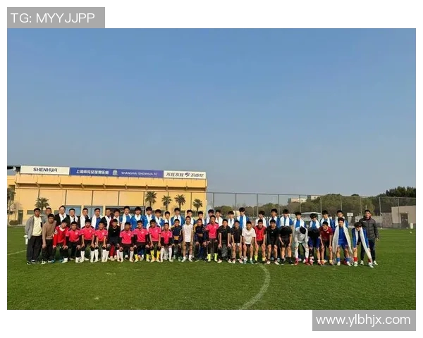 足球明星与西藏朋友的友谊故事探秘与交流之旅 足球明星与西藏朋友的友谊故事探秘与交流之旅