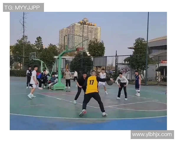 篮球明星亲自指导我打篮球的奇妙经历与成长之路