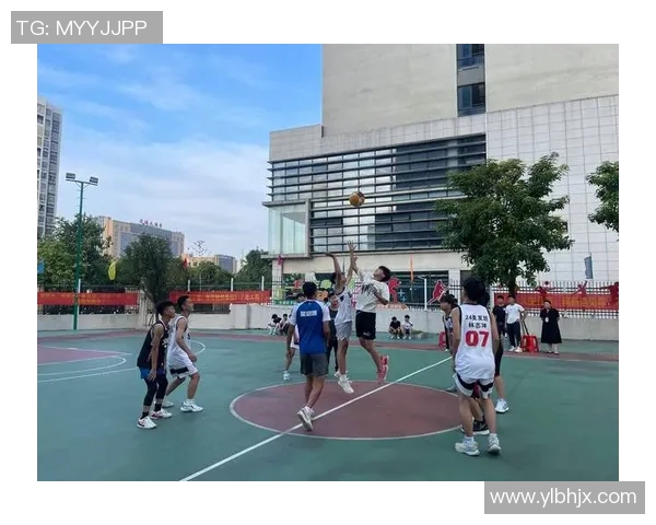 篮球场上的璀璨星光:那些在球场上闪耀的明星球员们的传奇故事 篮球场上的璀璨星光:那些在球场上闪耀的明星球员们的传奇故事